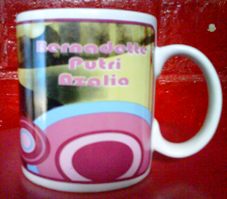 mug supenir - putri azalia