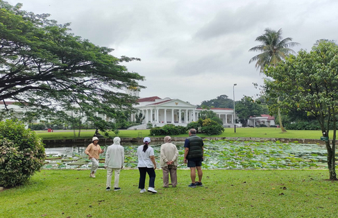 TOUR TRAVEL for HISTORICAL BOGOR ANCIENT PLACES