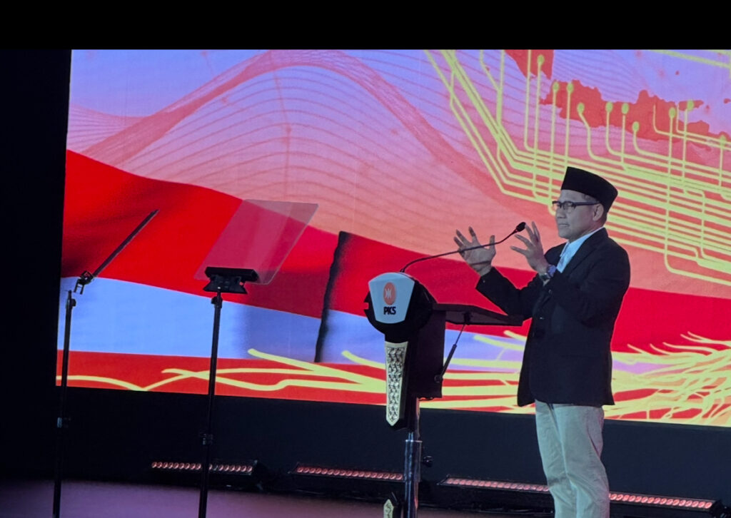 Sewa LED TV, Rental Videotron indoor atau outdoor. Barang bagus. Harga sewa Videotron Ekonomis. Sewa Videotron Indoor P3 Daxell Rental untuk Seminar Bisnis